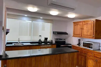 Image de Apartment on the beach, with work area and a few minutes from the sea!