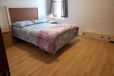 Image de Hotel Room for Rent on Month to Month basis