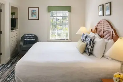 Image de Fantasy Fest week in Key West! 2-bdrms, 2 baths, Kitchen, Laundry, pool, balcony
