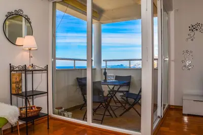 Image de Appartement de trois chambres avec le balcon et la vue sur le mer Cavtat, Dubrovnik (A-14971-a)