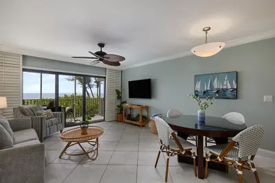 Image de Stunning Beachfront Villa in South Seas