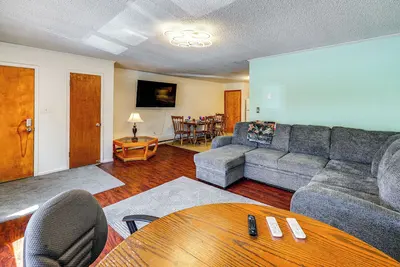 Image de Steps to Chena River - Condo Near Hiking & Tours!
