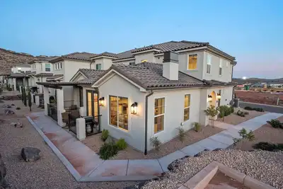 Image de Modern 3-Bedroom Oasis Near Zion w Pool & Hot Tub