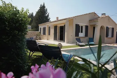 Image de Les Lauriers - piscine & climatisation - 5 min du centre de l'Isle sur la Sorgue