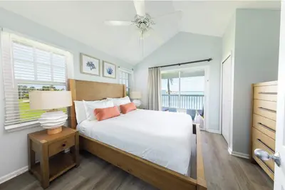 Image de Unwind and Relax! Amazing Unit w/ Spacious Living Room, Balcony, Onsite Pool