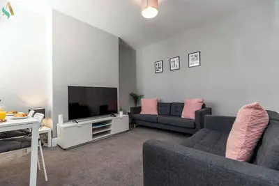 Image de Eton House - Tsac Sum