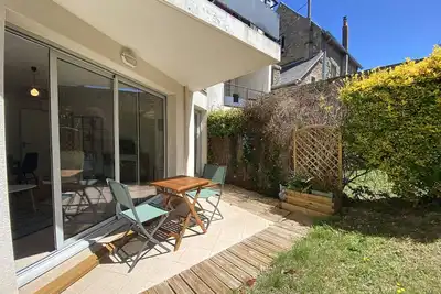 Image de Appartement avec terrasse, jardinet clos et parking à Perros-Guirec