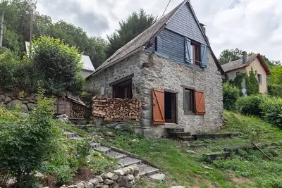 Image de Charmante grange rénovée pour 8 pers. à Aneran