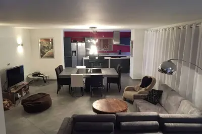 Image de 5 minutes to Grand Massif Express. Next to ski bus stop. Large living space.