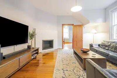 Image de Lochner Corner Restful Hideaway near Dining and Cbd