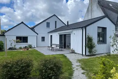 Image de Maison de vacances au centre du village et proximité des ports et plages.