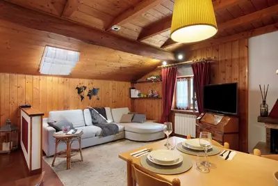 Image de Appartement 'Graziosa Mansarda' avec vue sur la montagne et Wi-Fi