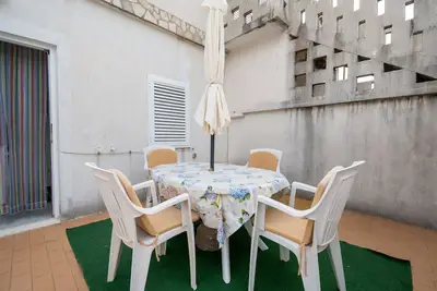 Image de Garçonnière prés de la plage Stara Novalja, Pag (As-4099-a)