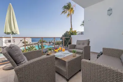 Image de Las Tabaibas vista al mar Puerto del Carmen Lanzarote