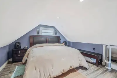 Image de Gorgeous 4-bedroom house with Ac in Elmont