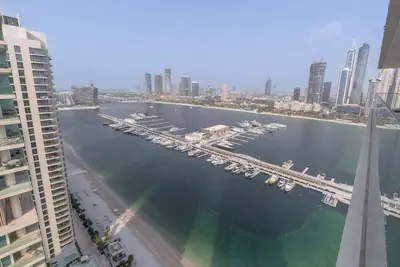 Image de Emaar Beachfront Apartment sleeps 2 with Sea Views