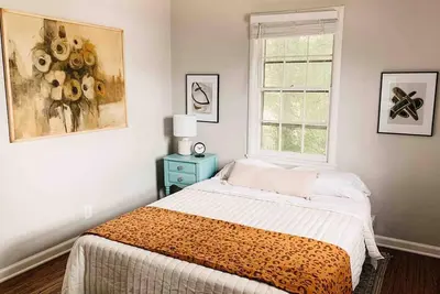 Image de 2-bedroom apartment in delightful Evansville with Ac & Modern Amenities