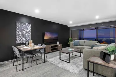 Image de Circle - 1 Bedroom 1 Bathroom + Open Study - Ocean View (From Level 9)