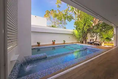 Image de Maison particulière - piscine - près front de mer