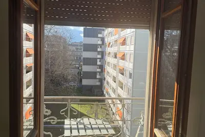 Image de A spacey apartment by the Jonction River