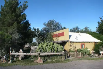 Image de The Cowboy Room. . At Mountain Valley Lodge Rodeo New Mexico