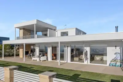 Image de Yoondoordo Beach House