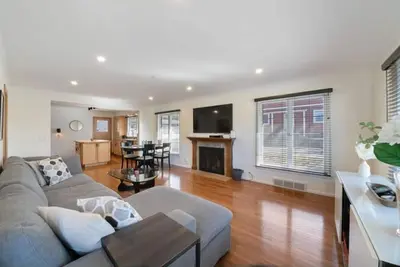 Image de 3-bedroom house in charming Stillwater with Ac