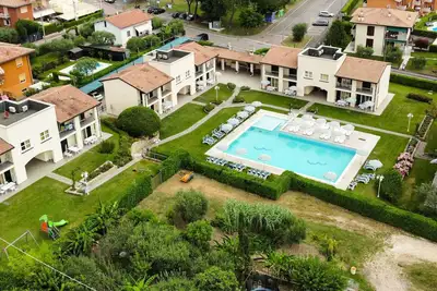 Image de Agréable appartement pour 4 personnes avec piscine, Wifi, climatisation, Tv et patio