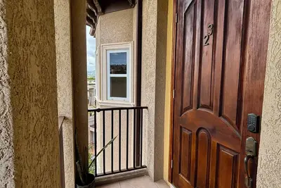 Image de 2-Bedroom Luxury Apartment with Ac, Pool, Fitness Room in Charming Kingston 6