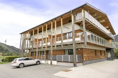 Image de Confortable appartement pour 8 personnes avec Wifi, Tv, balcon, animaux admis et parking