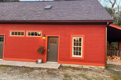 Image de Modern, Stylish apartment on Stunning Horse Farm in Shaftsbury Vermont.