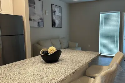 Image de Modern 1 bedroom apt. w/ pool minutes from tons of attractions and Mci airport