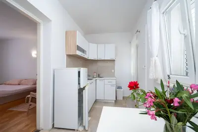 Image de Garçonnière prés de la plage Stara Novalja, Pag (As-9725-a)