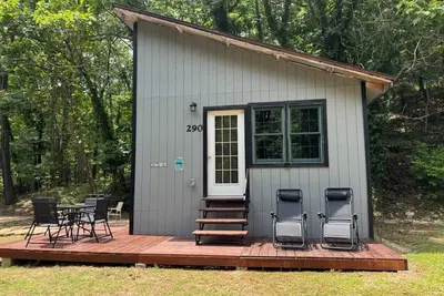 Image de The Holler Cabin Retreat