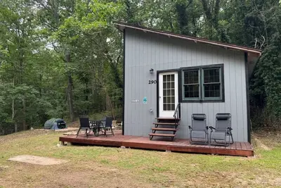 Image de Holler Cabin and Camp