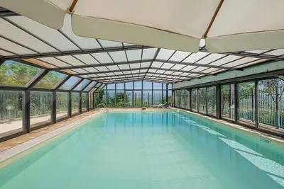 Image de Villa au sommet d'une colline dans les Marches