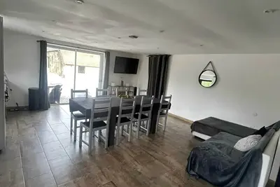 Image de Homerez - Appartement confortable à Curgy avec terrasse 60 m²