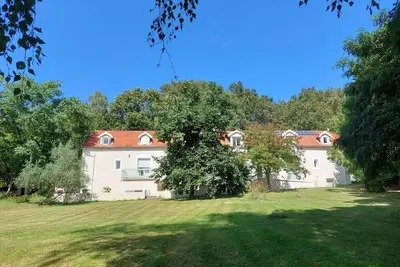 Image de Maison rénovée proche du Rocher de Cheffois avec Wifi