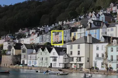 Image de Dartmouth Apt with River Views & Parking Permit