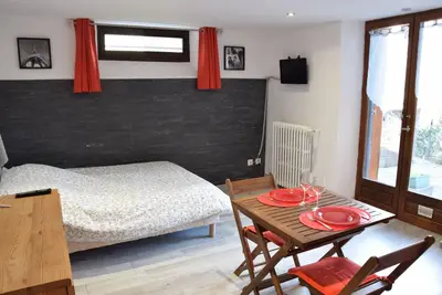 Image de Studio dans maison familiale à deux pas de l'université et proche centre-ville