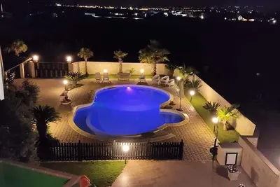 Image de Villa hibiscus, sitrova only 100 meters from the free golden beach.