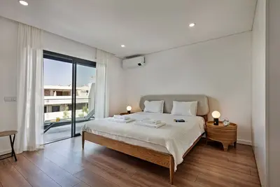 Image de Appartement idéal pour 4, près de la plage