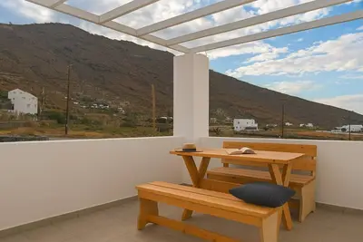 Image de Santorini's Old Mill Serene Getaway by Pori Beach