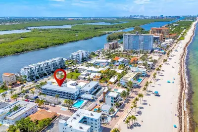 Image de Amazing 1bed on Hollywood Beach Boardwalk W/ Pool