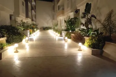 Image de New apartment, 7 minutes walk to Cafe Del Mar and 2 minutes to water front, beach