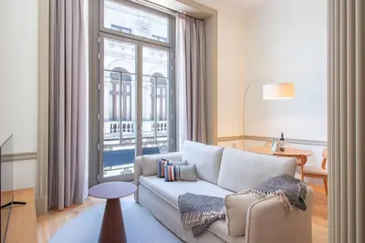 Image de Charming Mezzanine in Aliados by LovelyStay