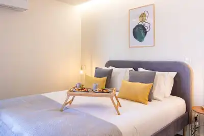 Image de Central Gaia 1br Flat w/ Balcony by LovelyStay