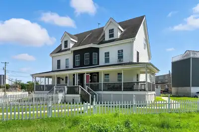 Image de New! Stylish 3br Retreat Walk to Beach & Boardwalk