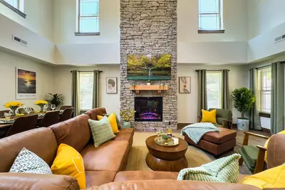 Image de Close to Thunder Ridge, Luxury Cabin, Pools