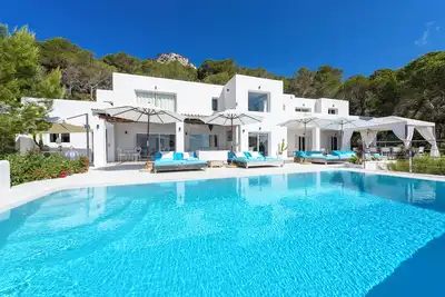 Image de House White Pearl In Es Cubells Ibiza 6 Rooms And Bathrooms And Amazing Sea View